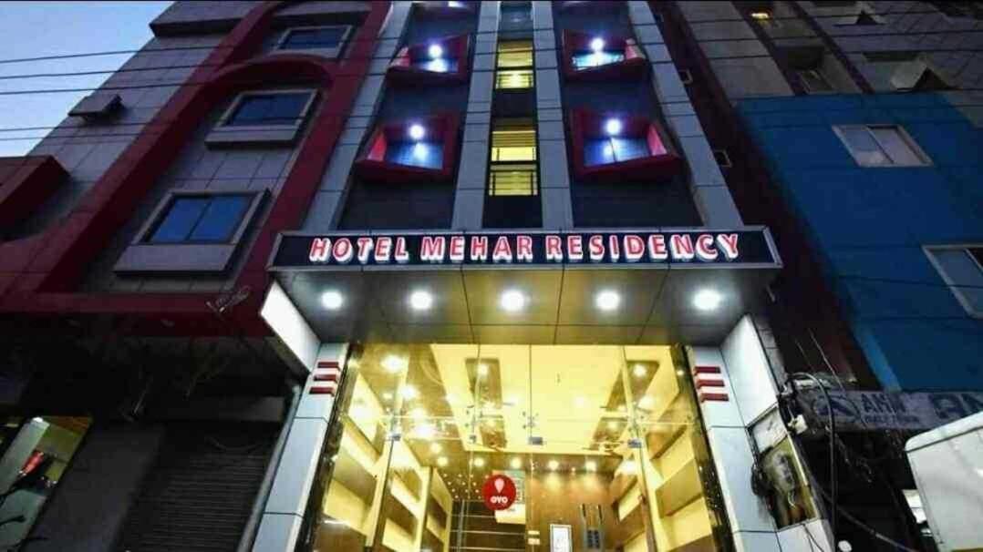 首都o 4042梅尔住宅酒店 印多尔 外观 照片